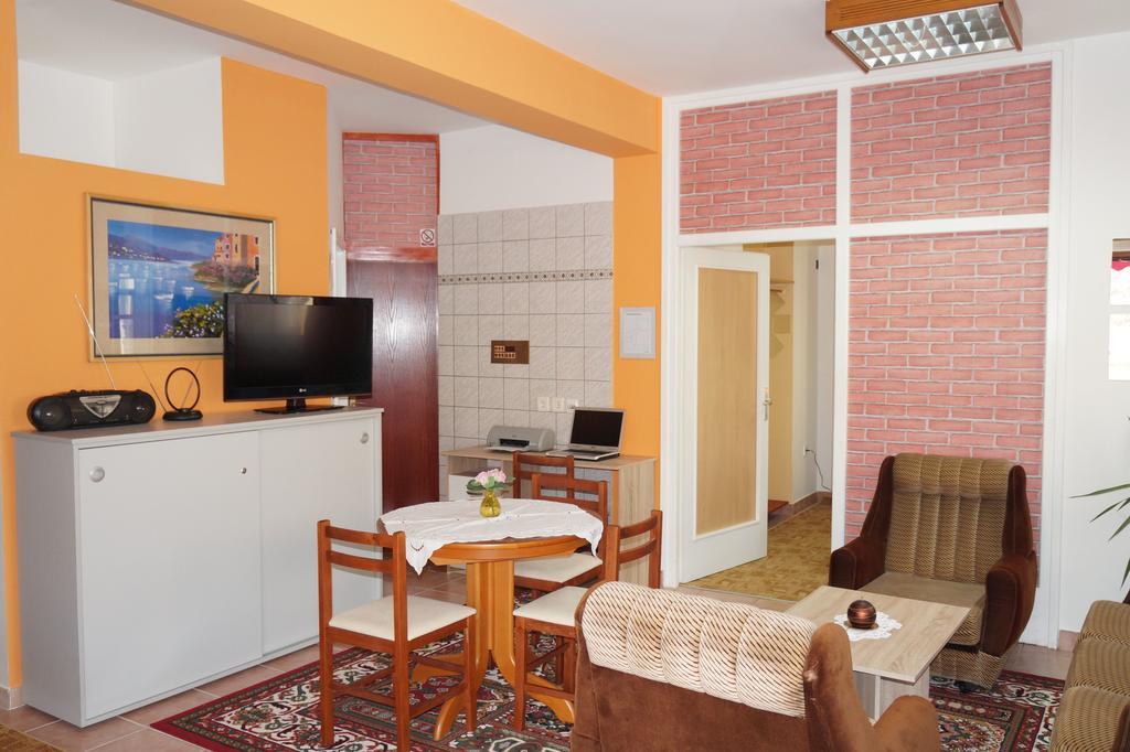 Apartment Pokos Varazdinske Toplice Bagian luar foto